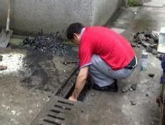 威海大世界專業(yè)管道服務(wù) 下水疏通、閥門維修與管道維護